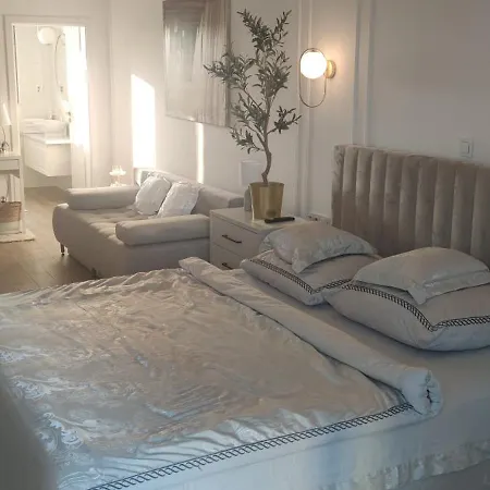 Apartment U Zlateho Krizku