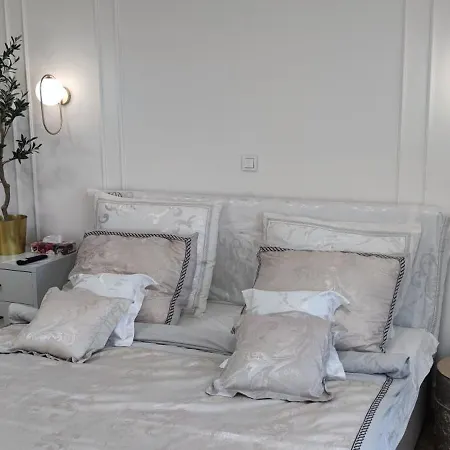 Apartment U Zlateho Krizku *