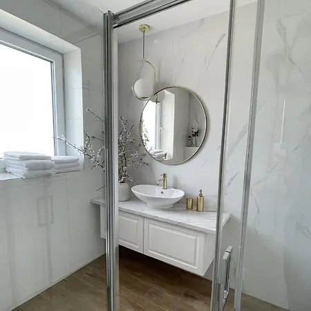 U Zlateho Krizku * Loukov (Mlada Boleslav)