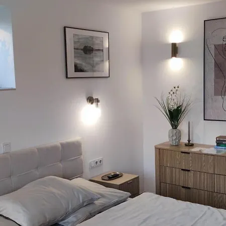 U Zlateho Krizku Apartment Loukov (Mlada Boleslav)