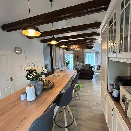 U Zlateho Krizku Apartment Loukov (Mlada Boleslav)