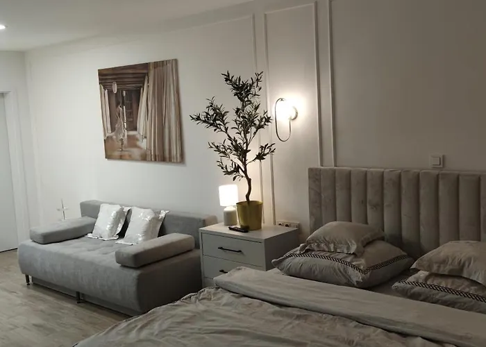 U Zlateho Krizku Apartament Loukov (Mlada Boleslav)